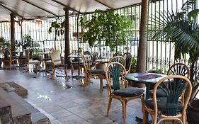 Plus254 Hotel